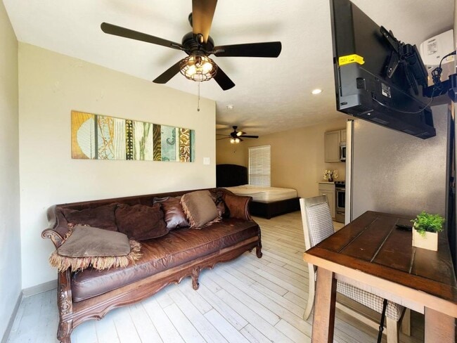 property at 959 Fir St