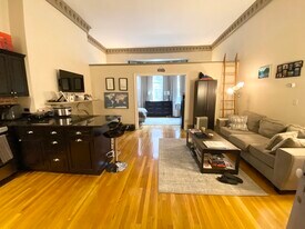 103 Beacon St, Unit 4 in Boston, MA - Building Photo