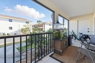 1531 Placida Rd in Englewood, FL - Foto de edificio - Building Photo