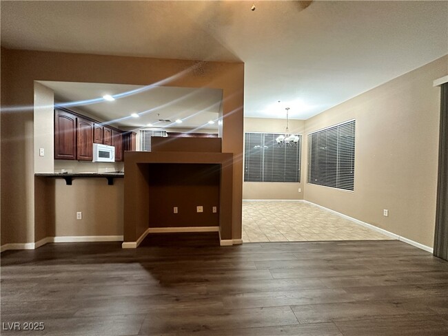 property at 19 E Agate Ave