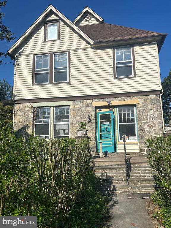 212 Forrest Ave in Narberth, PA - Building Photo - Building Photo
