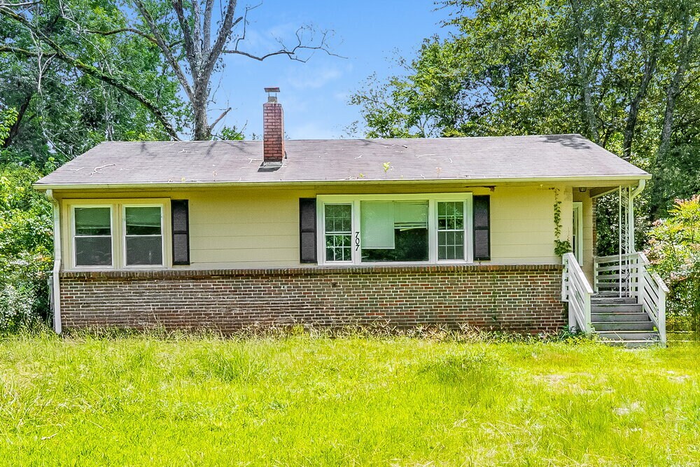 707 Sunny Ln Dr NE in Center Point, AL - Building Photo