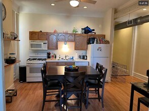 2306 Sidney St, Unit 1 in Pittsburgh, PA - Foto de edificio - Building Photo