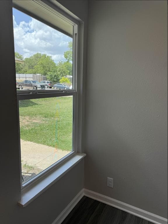 6815 Blue Dawn Trail in Austin, TX - Foto de edificio - Building Photo