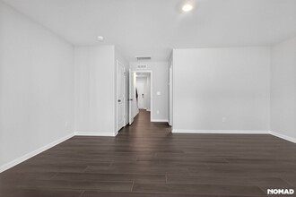 516 Light Oak Wy in Apex, NC - Building Photo - Building Photo