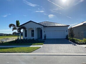14536 Eagle Branch Dr in Nokomis, FL - Building Photo - Building Photo