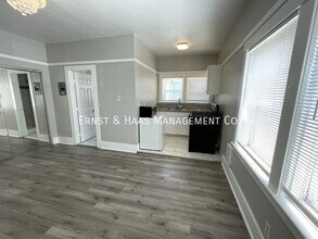 354 Chestnut Ave in Long Beach, CA - Building Photo - Building Photo
