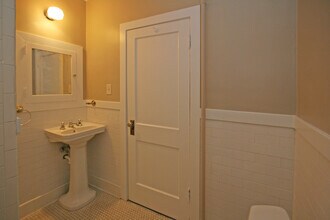 Elmhurst Apartments in Denver, CO - Building Photo - Building Photo