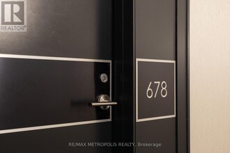 209-209 Fort York Blvd in Toronto, ON - Building Photo - Building Photo