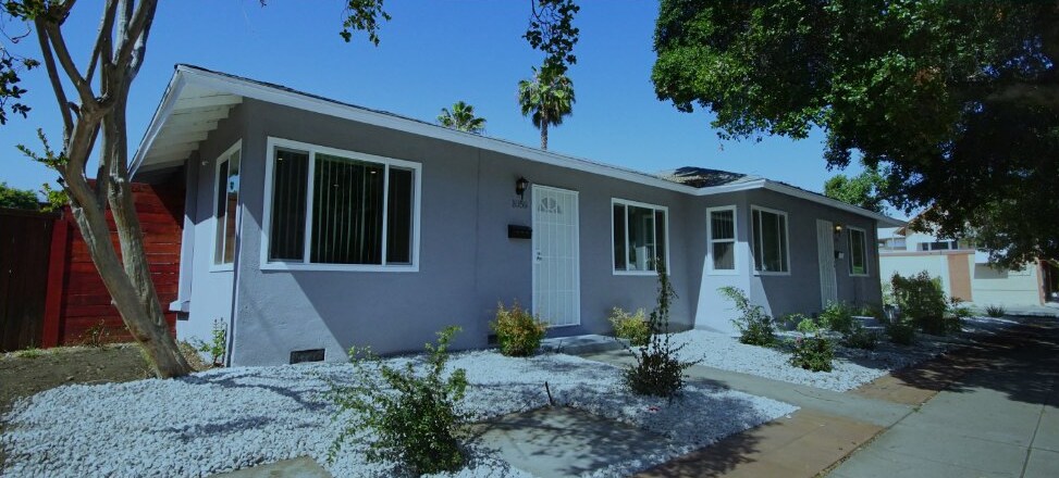 495 N Wilson Ave in Pasadena, CA - Building Photo