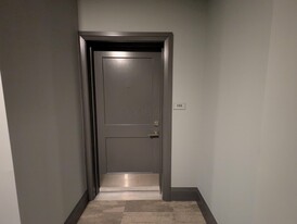 751 N 6th St in Columbus, OH - Building Photo