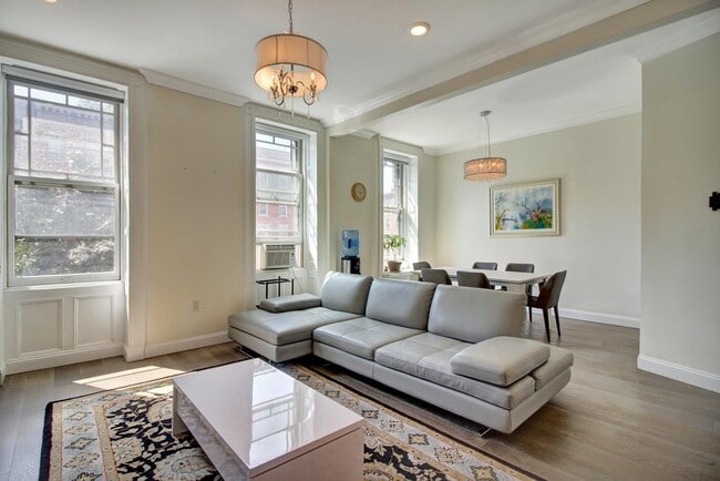 property at 823 Washington St