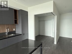 2212-2239 MARY St in Barrie, ON - Building Photo - Building Photo