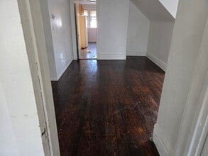 92 S Oraton Pky, Unit Nice Cozy Apartment in East Orange, NJ - Foto de edificio - Building Photo