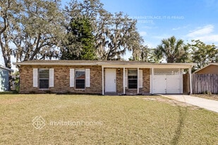 8505 Temple Park Dr in Tampa, FL - Building Photo