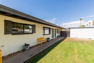 6622 E Avalon Dr in Scottsdale, AZ - Building Photo - Building Photo