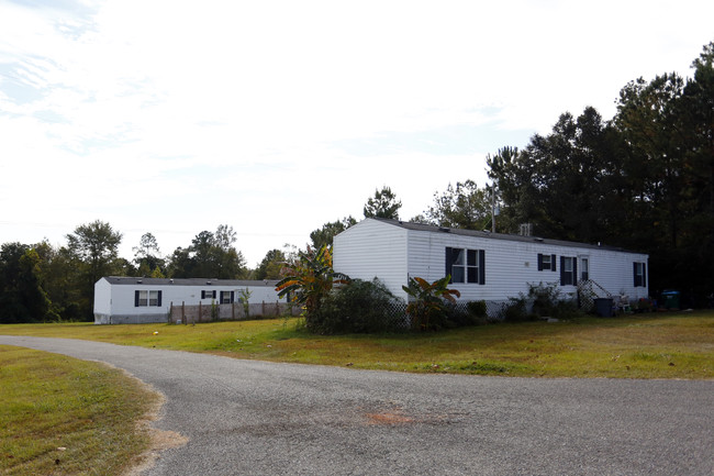 27564 River Rd in Pass Christian, MS - Building Photo - Building Photo