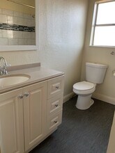 12115 Dry Creek Rd in Auburn, CA - Building Photo - Building Photo