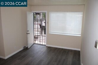 2029 Nevin Ave in Richmond, CA - Building Photo - Building Photo