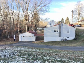 118 DORCAS AVE in Beckley, WV - Foto de edificio - Building Photo