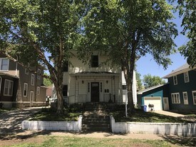 826 W 2nd St in Sioux Falls, SD - Building Photo