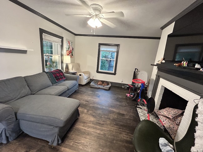 property at 105 Orlando Dr