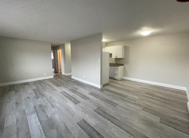 Hawthorn Place Apartments