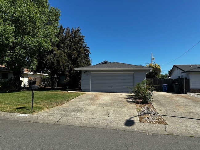 property at 2068 Glengary Dr