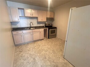 63 Harris St in Rochester, NY - Building Photo - Building Photo