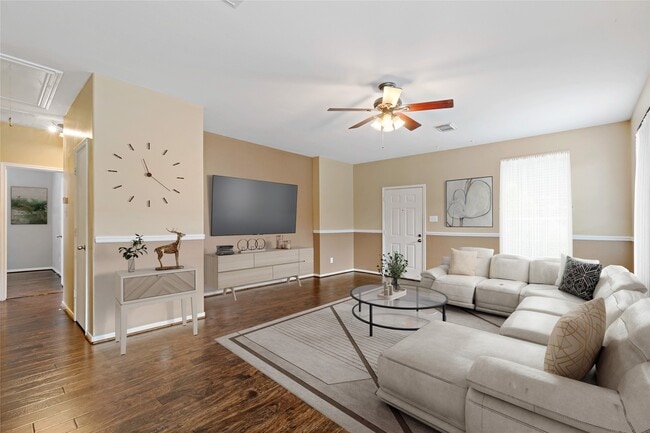 property at 5425 Jefferson St