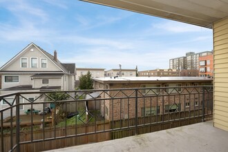 Malden House in Seattle, WA - Foto de edificio - Building Photo