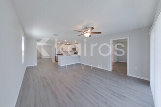 4445 SW 85 Ln in Ocala, FL - Foto de edificio - Building Photo