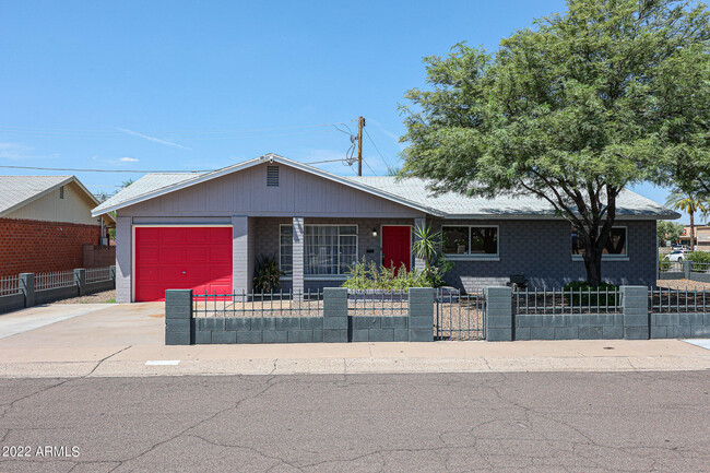 4038 N 81st St in Scottsdale, AZ - Foto de edificio - Building Photo