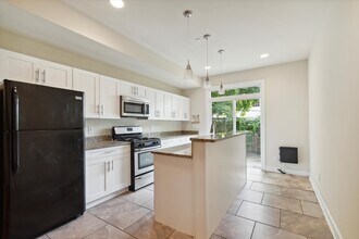 1728 N Gratz St in Philadelphia, PA - Building Photo - Building Photo