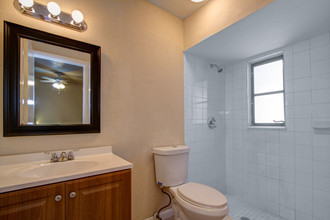 7431 Albany Rd in Ft. Myers, FL - Building Photo - Building Photo