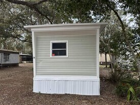 130 S Suncoast Blvd in Crystal River, FL - Building Photo