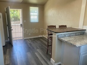218 Idora Ave in Vallejo, CA - Building Photo - Building Photo