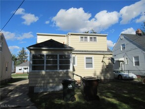 8005 Bremen Ave in Parma, OH - Building Photo - Building Photo