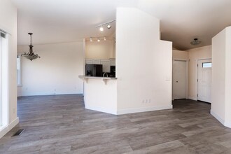 3854 E Sweet Pea Ct in Boise, ID - Building Photo - Building Photo