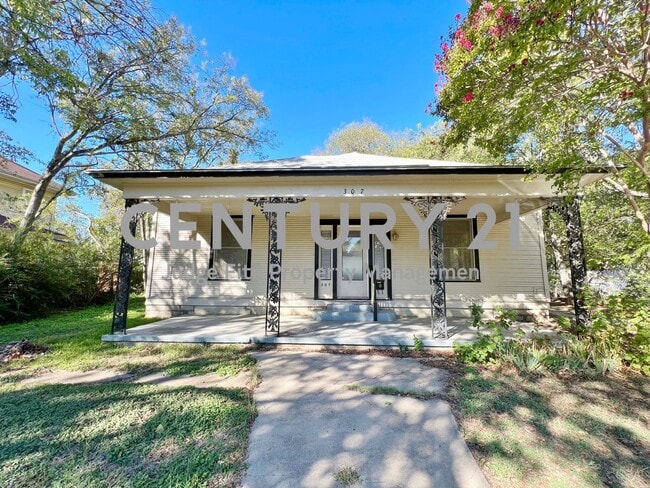 property at 307 Normal St