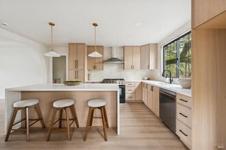 735 Hunt Ave in St Helena, CA - Building Photo - Building Photo