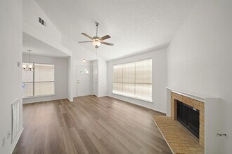 17651 Northfalk Dr in Houston, TX - Building Photo - Building Photo