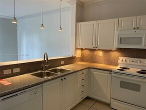 5430 NW 107th Ave in Doral, FL - Building Photo - Building Photo