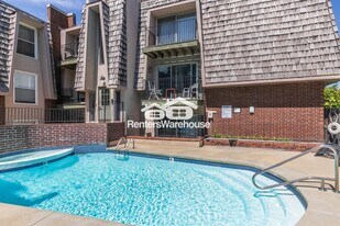 3602 Gillham Rd in Kansas City, MO - Building Photo