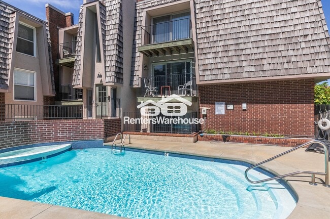 3602 Gillham Rd in Kansas City, MO - Building Photo - Building Photo