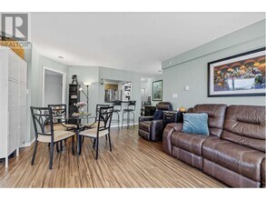 3070-3070 Guildford Wy in Coquitlam, BC - Building Photo - Building Photo