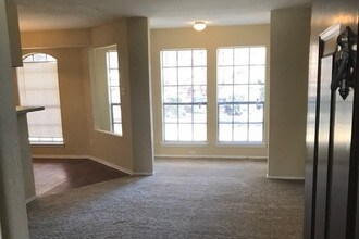 Cambridge Village in Lewisville, TX - Building Photo - Building Photo