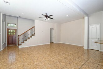 38 Cheswood Manor Drive in The Woodlands, TX - Building Photo - Building Photo