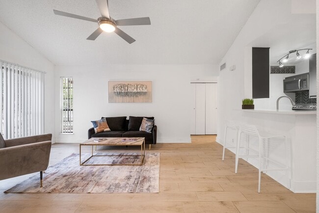 property at 1601 Faro Dr