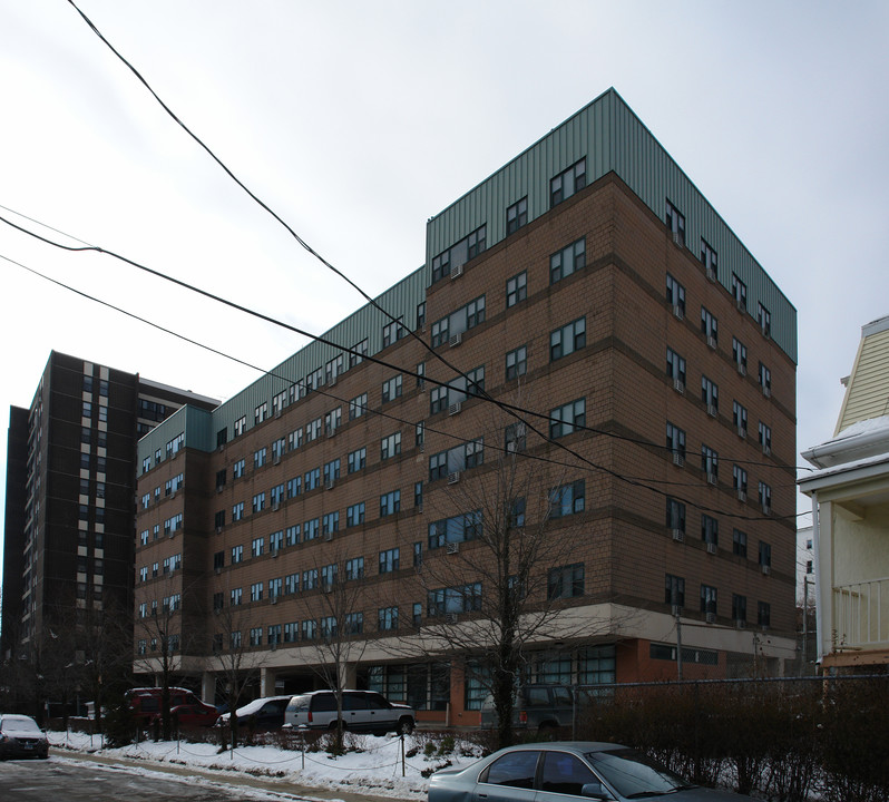 Trinity Park in Stamford, CT - Building Photo